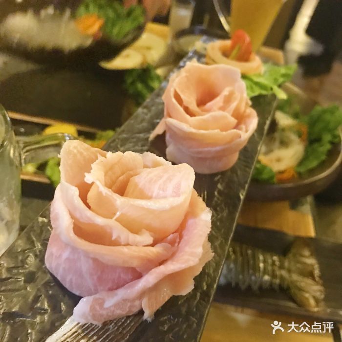 凑凑火锅·茶憩(来福士广场店)松坂猪图片