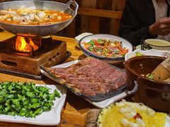 -老滇山寨•云南特色菜•地方菜•民族风情歌舞表演(金碧店)