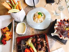 -穹六人间 people 6(岳阳路店)