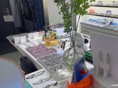 -视野联行眼镜蔡司·依视路官方授权店(顺城店)