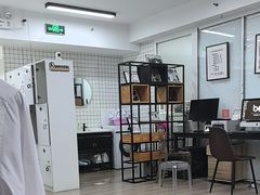 -bobo高端证件照工作室(三元桥店)