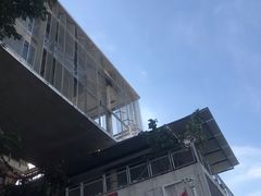 -ROAST coffee & eatery