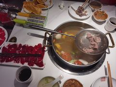 -犇鼎牛潮汕牛肉火锅(新辰里学清路店)