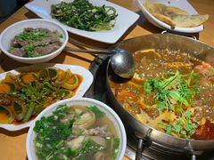 -大众跷脚牛肉馆·非遗传承单位(峨眉山店)