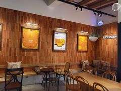 等位区-方炉·天然食材面包店(青秀店)