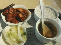 -毛家饭店(长沙南站店)