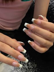 -HUII NAIL绘京美甲美睫会馆