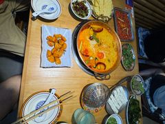 -洱火云南酸菜牛肉火锅(石景山当代商城店)