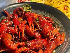 -肥肥虾庄·金牌油焖大虾(沙湖店)