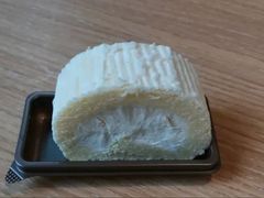 生椰瑞幸卷-瑞幸咖啡(卓越后海中心店)