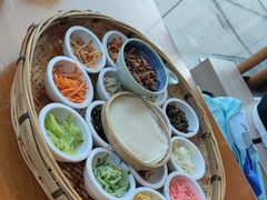 -包整·丝娃娃(一览甲秀楼风景店)