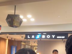 -红星美凯龙(浦江店)