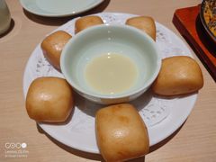 奶香小馒头-吕氏疙瘩汤·新派鲁菜(欢乐汇店)