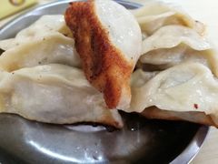 -黄阿姨锅贴大王(万航渡路店)