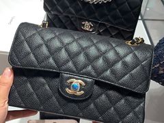 -CHANEL(恒隆广场店)