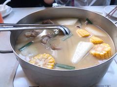 -肥仔文澳门猪骨煲(南京西路店)