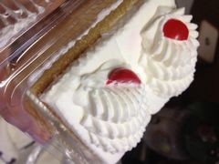 -红宝石·鲜奶小方·海派西点房(南丹店)