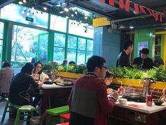 -钢管厂五区小郡肝串串香(奥克斯广场锦城万达店)