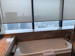 -上海龙之梦万丽酒店