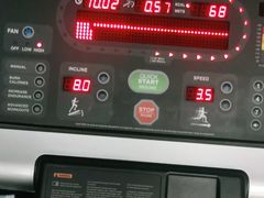 -TOP健身私教工作室(侨香店)
