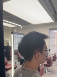 -侨治发型