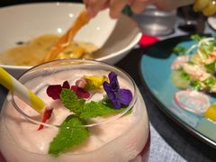 金枪鱼色拉-弦月窗LUNETTE BY AMANDA(复兴路店)