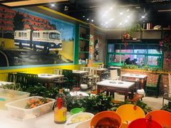 -钢管厂五区小郡肝串串香(蜀都万达店)