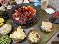 -黄潇洒老火锅(九眼桥宏济巷店)