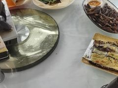 -刘姐啤酒鱼民族演艺餐厅(西街总店)