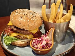 摩天牛肉汉堡-bluefrog蓝蛙(悠唐购物中心店)