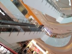 -王府井百货熙地港店