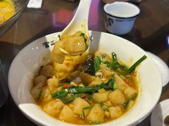 -富正毅三下锅·湘西韵味(天门山索道店)
