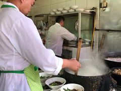 -甘记肥肠粉(马鞍北路店)