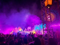 -七彩云南欢乐世界