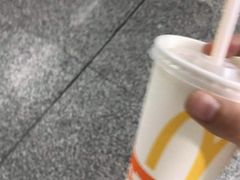 -麦当劳(杭州西湖银泰百货店)