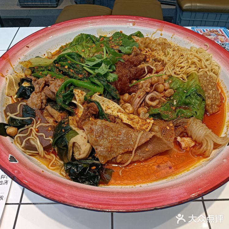 五月也在吃