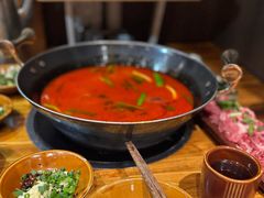 -贵厨酸汤牛肉(小十字店)