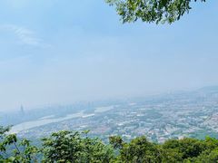 -紫金山山顶公园