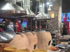 -破瓦寒窑·地摊烤羊排