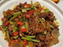 白芹菜爆黄牛肉-眉州东坡(上海中心店)