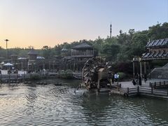 -茅山东方盐湖城景区