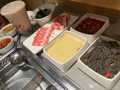 -海底捞火锅(宝龙广场夜宵主题店)