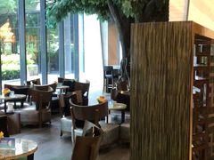 -上海虹桥西郊假日酒店