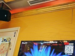 -自由港KTV(王子公主金平店)