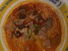 -粉小主·贵州酸汤牛肉粉(南京仙林金鹰店)