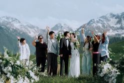 -卡兹摄影STUDIO婚纱摄影(文化路万达店)