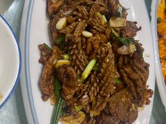 -六和聚传统烤鸭.天津菜(和平店)