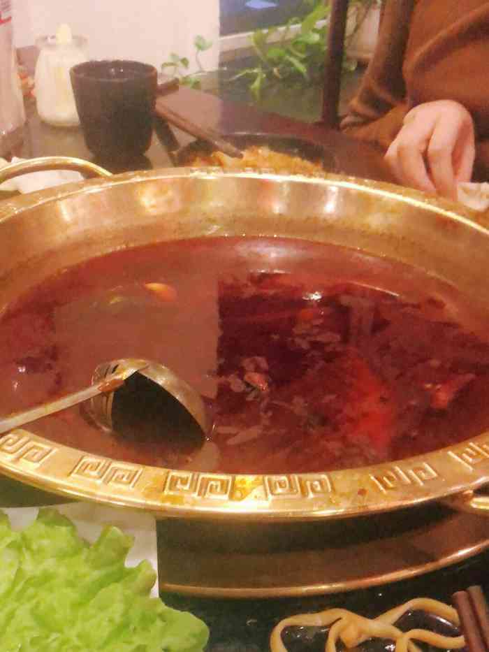 蜀香楼火锅-"两个女生团了99的套餐,内容丰富吃撑了,.