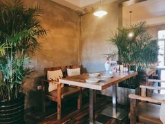 -HIGH FIVE哈福手工汉堡(桂林路店)