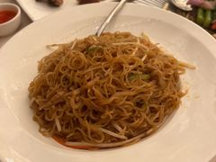 肉丝焖米粉-T館·花园艺术餐厅